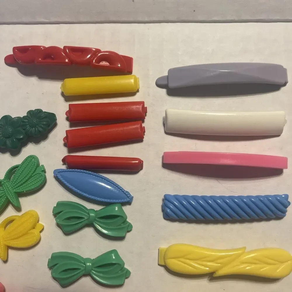 Vintage Goody and Misc Snap Tight Barrettes Hair Clips Lot of 21 Bow Butterflies